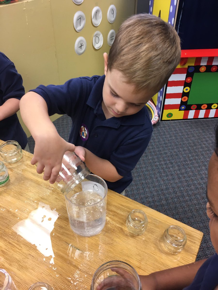 AcademyPreK's tweet photo. For ocean week, we learned all about sea life and water.  Today we learned that water can change shape and that it will take on the shape of the container in which it is poured. Being a scientust(and playing with water) is fun! @ash1818 https://t.co/FoEv5wCZyJ