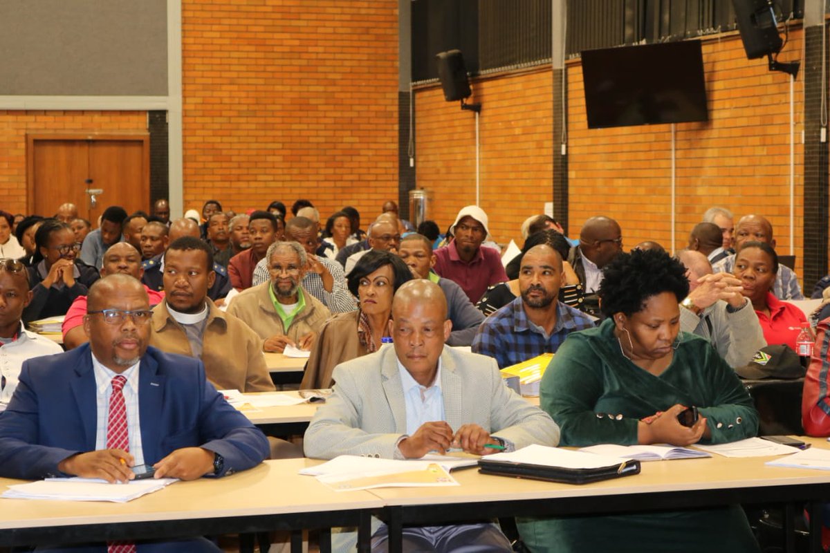SAPoliceService's tweet photo. #sapsNC Different community structures pledged their support in the fight against crime today during the Provincial Community Policing Forum roadshow in Kimberley. The #CommunityPolicingStrategy will be launched on 21 September 2019 in De Aar, Nonzwakazi Stadium. ML https://t.co/t9jnun46UF