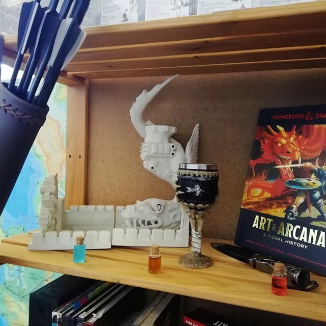 swissrpg's tweet photo. Check out all our gorgeous collectibles at our #zurichgameshow booth 703, all provided by members of our community. Dice, minis, figurines, books, maps, dice cases or towers, the list goes on. @zurichgameshow #dnd #dungeonsanddragons #rpg #roleplayinggam… https://t.co/89R2lx4iJG https://t.co/Vt7jUwuOtL