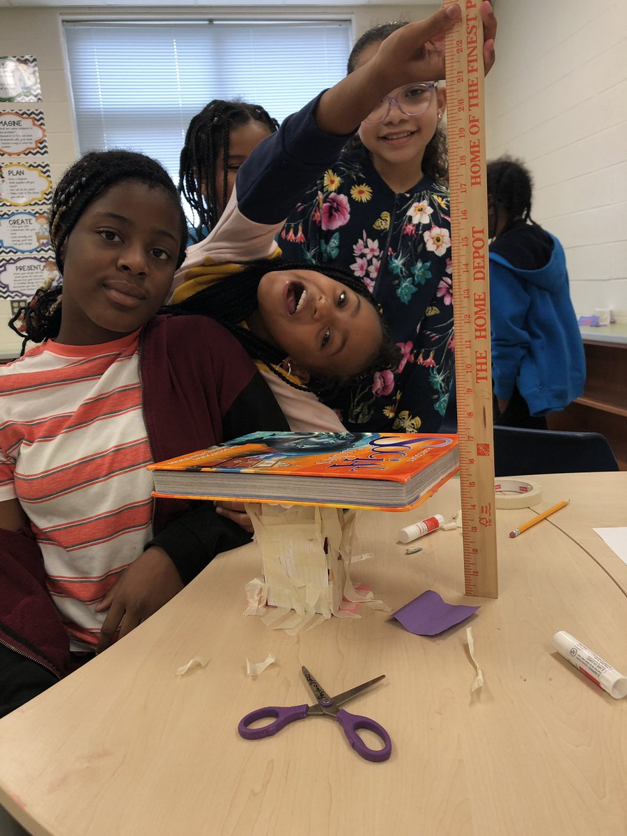MrPenn31's tweet photo. 4th grade students in @MsBarerLMES class followed the engineering design process to create a structure that could hold a textbook at least 6 inches off the table! Fantastic job! @LyonsMill #STEM #engineering #designchallenge https://t.co/kErk7qamcR