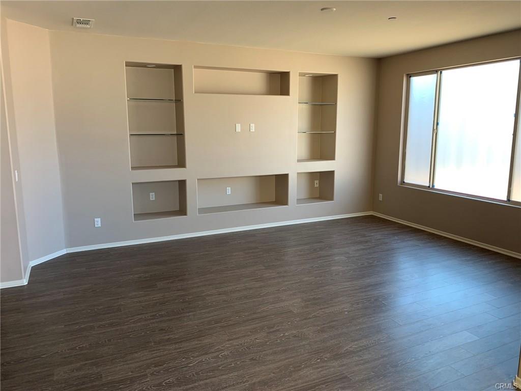 SteveAndApril1's tweet photo. IN ESCROW! 1060 Madera, Perris, CA. We just slapped a just sold sign on for this upgraded 4 bed 2 bath 1959 sqft single story Riverside home, and we can sell yours too! Contact us for more info 714-402-2232. #realestate 🏡🙋🏻‍♀️ https://t.co/0WNcRS56H8