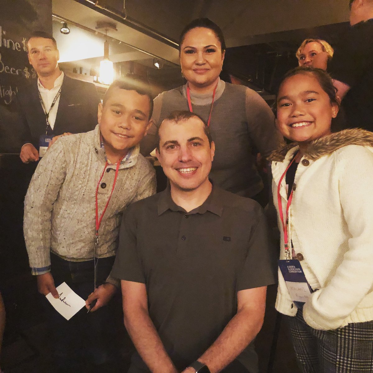 cryptocoinQween's tweet photo. @cryptocoinkid1 @kameaaloha1 Had a great opportunity to attend the Alberta Blockchain Summit! Got to meet @aantonop ! Thank you again for taking the time to be part of @cryptocoinkid1 's you tube channel. He was super happy about it. https://t.co/Br8B7bIQuC