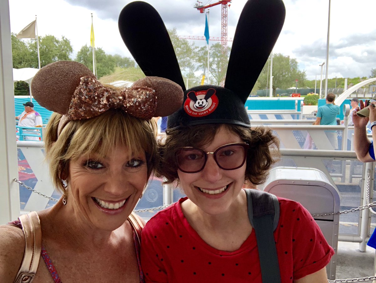 rozvaronABC7's tweet photo. Been visiting @WaltDisneyWorld for decades - guess it’s time for the #TrafficExpert to go on #Speedway! #FirstTimeRider #ImNotDriving 😎🚧 🚘 https://t.co/AIbZzJ30S0