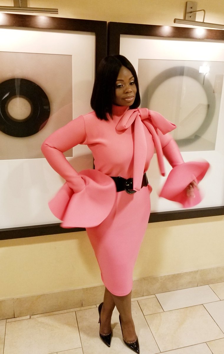 TheHelpKC's tweet photo. What an AMAZING EVENING! I received the 2019 Champion of Justice Award from the @the2020club ....I'm still geeked!
#TheHelpKC #reentry https://t.co/R5eLDjqDtA
