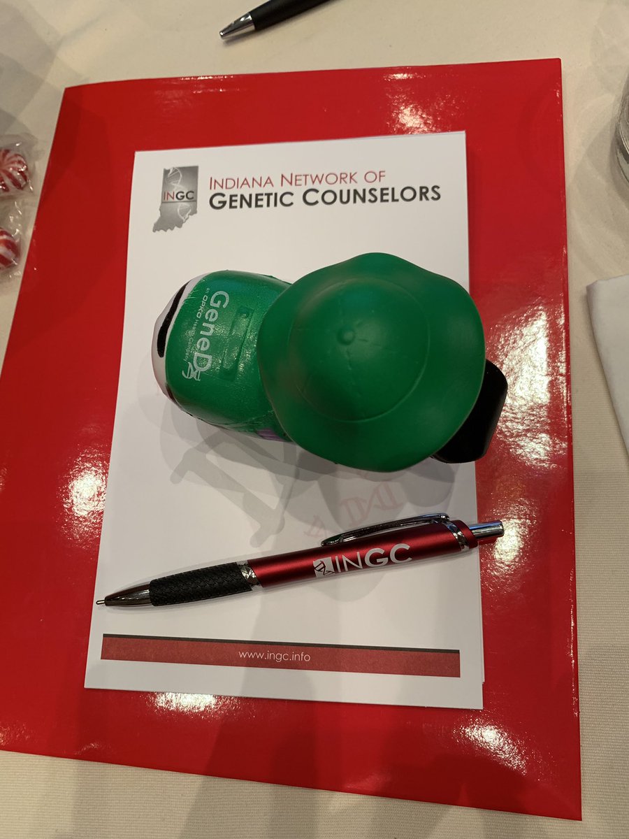 ccdreyer's tweet photo. Classic #INGC19 gear: pens, notepads, and zebras. #GCchat https://t.co/lCuIgDdivI