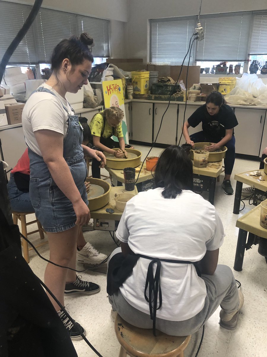 KMHS Art Davis tweet media