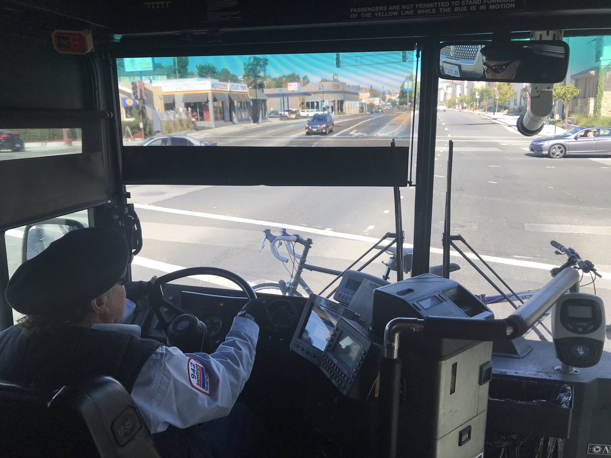 EmilyBeach650's tweet image. Always love the easy-to-use  @SamTrans bike racks on my way back to @BurlingameCity Hall. Happy #TransitWeek2019 Friday! @CStoneBmont @CaroleSanMateo @SupDavePine @alevin @SierraClubLP @bikesv @TransForm_Alert