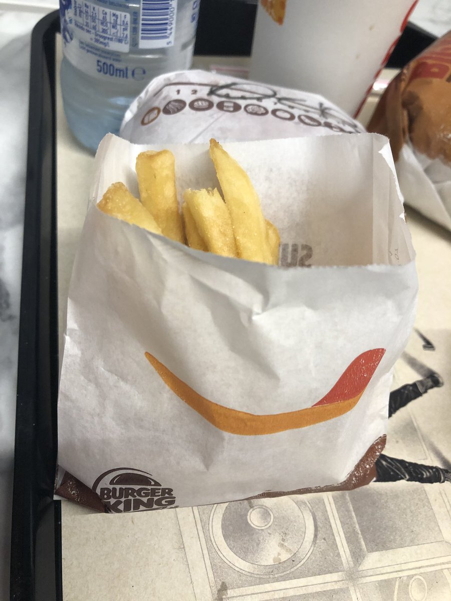 Absolute worst! Thanks <a href="/BurgerKing/">Burger King</a> really glad I paid for LARGE fries! And then had to pay 20c for ketchup to dip my 10 chips in! #charleroiairport