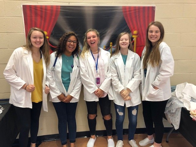 LexTechCenter's tweet photo. It's HOSA Day at LTC!  @LexingtonOne @GLittle_Lex1 https://t.co/Jw7O46Sc47