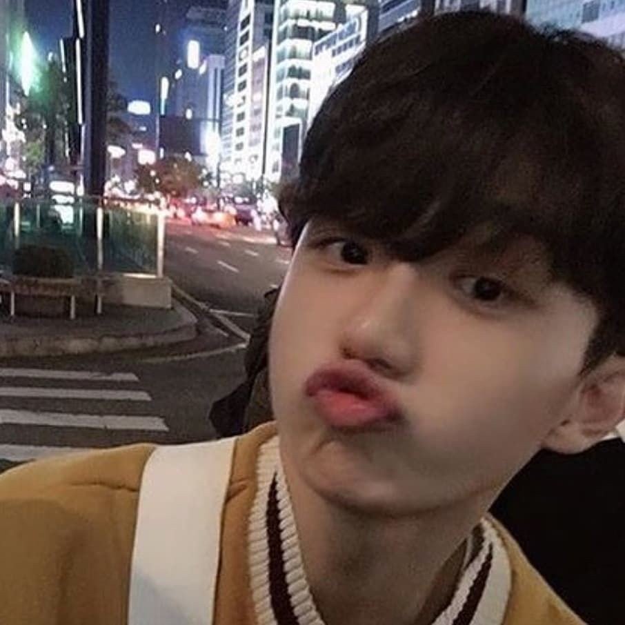 TXTFANBASEBR's tweet photo. Feliz aniversário, Yeonjun 💙💛

#HappyYeonjunDay @TXT_members #MOA https://t.co/a0KTZyDYaD