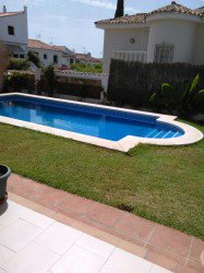 4 dormitorio Villas en venta en Marbella España 470,000 euros (417,924 GBP) es.propertysalespain.com/i/412598