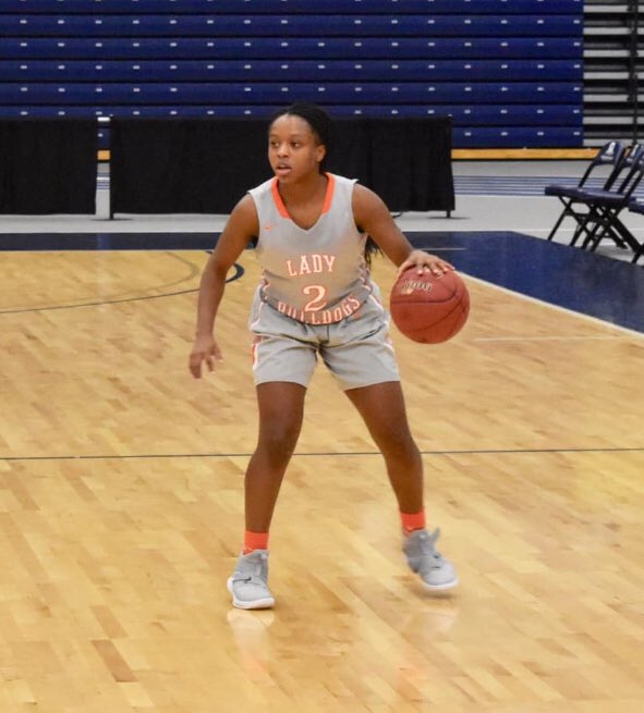 NYSTakeover's tweet photo. Among the top PGs in the Syracuse area right now, she’s proven her ability to run the show on bigger stages. Definitely one for coaches to pay attention to 👀 Happy to have 2021 Amaya Williams at the #ESTUpstateFallShowcase!
LIMITED OPENINGS LEFT: https://t.co/GWYs8Pc4dC https://t.co/3YjbHMWOgC
