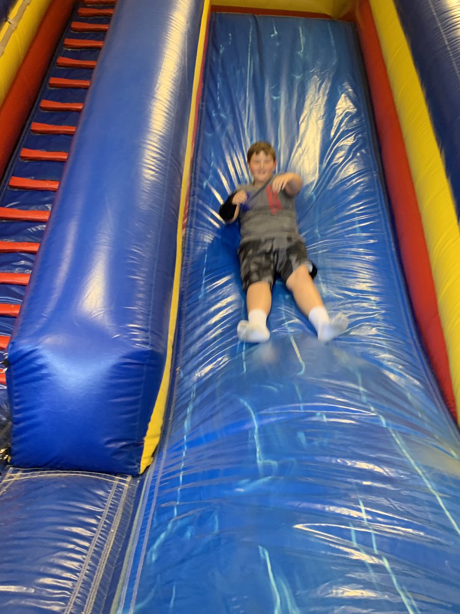 DennisonsDen's tweet photo. Leadership celebration is the bomb!! #7habits #weareleaders #weareatk https://t.co/By9VVGocBx