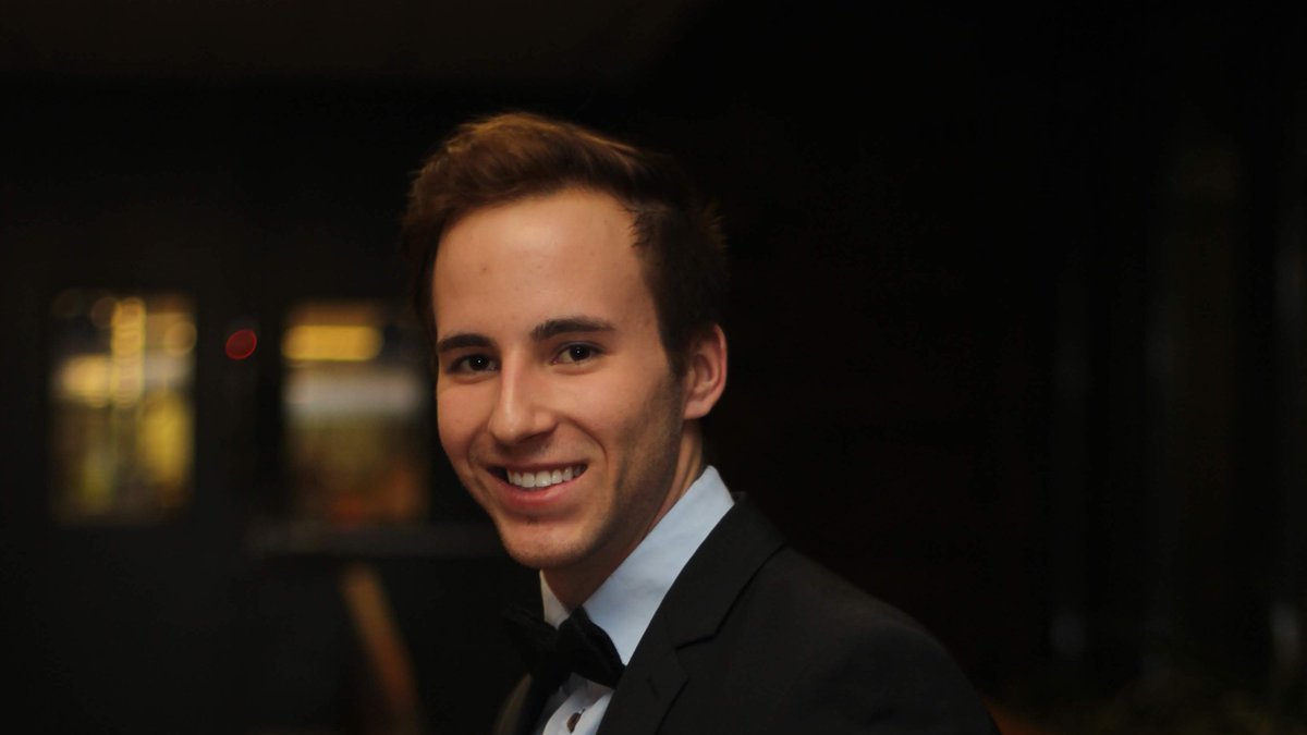 Dombeaups's tweet photo. Dominique Beaupre is always learning how to impress.... dressing to impresssssss that t'is.  

#ceo #getaliud #fancydinners #worklife #corporateamerica #technology #software #founder #sandiego #business #teen https://t.co/astSIOltLh