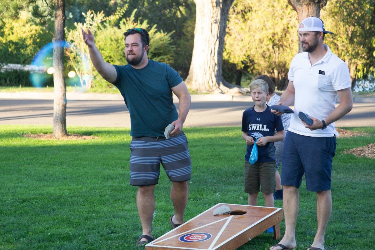 DyerEngineering's tweet image. DEC got everyone together last night for our Annual Company Barbecue. We celebrated summer coming to an end with games, food, cake, and prizes! Thank you to everyone who came and made it a memorable night of fun! 🌞