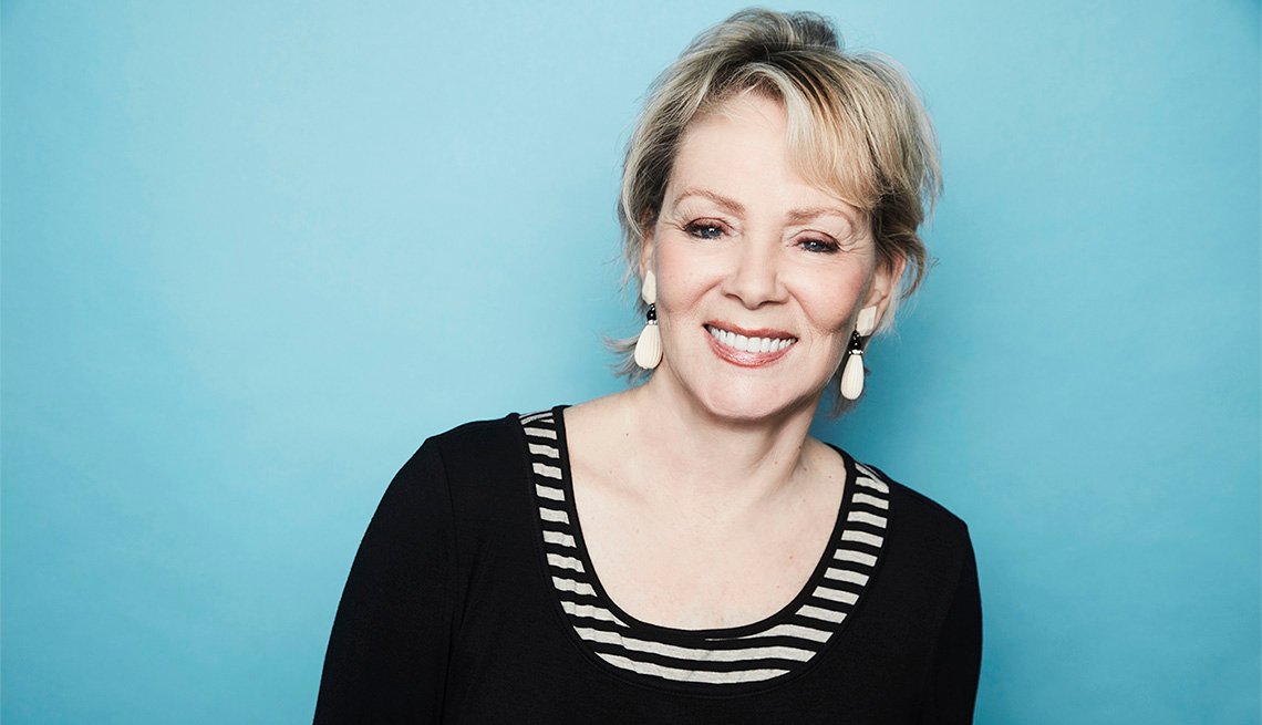 Happy Birthday today to Designing Women star, Jean Smart. 