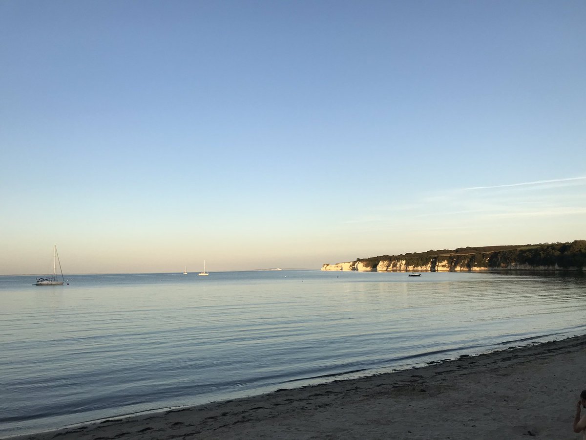 alittlewhileago's tweet photo. Not only paella but also beautiful views served @ Joe’s cafe in #Studland #Dorset ready for hungry Nordic Walkers @nordicwalkinguk #purplebeckfest2019 #nordicwalking https://t.co/ZbNKezEyOJ