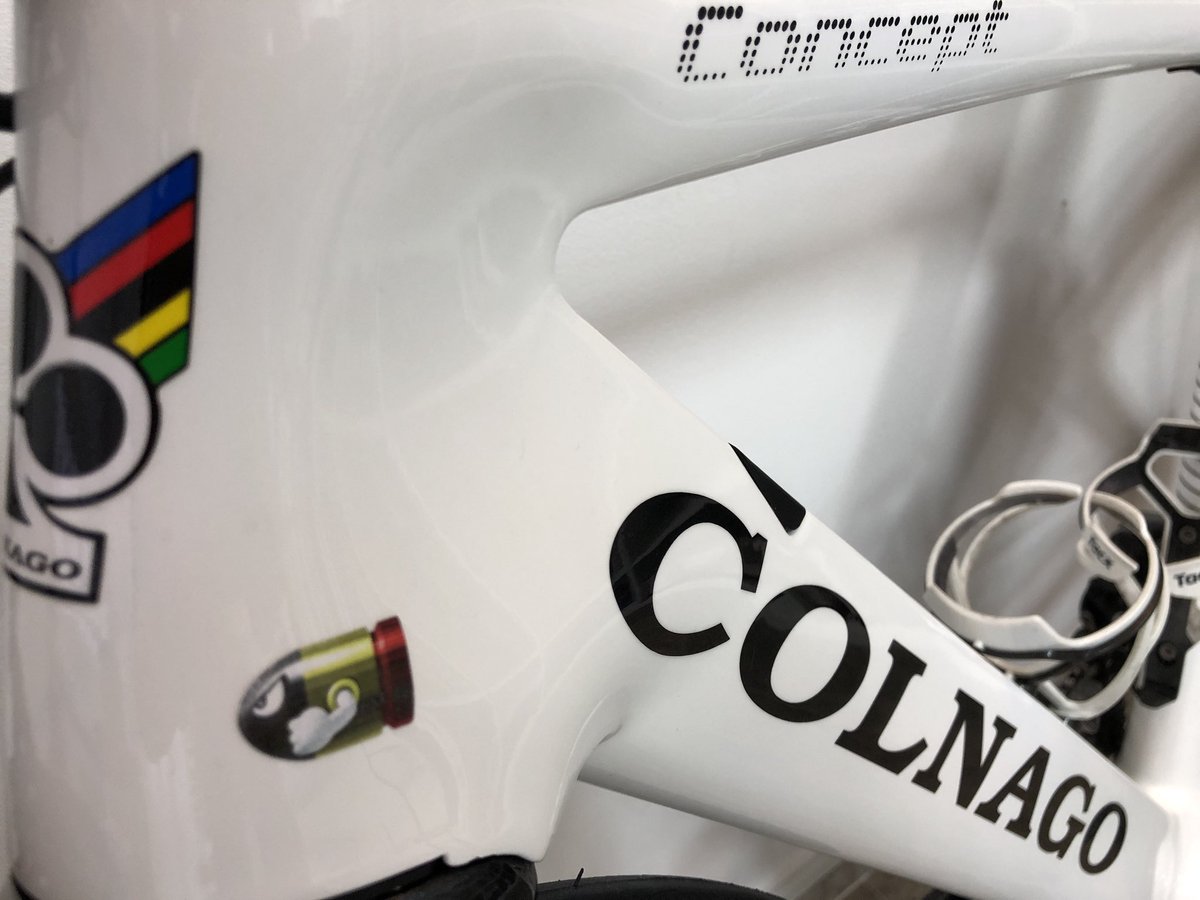TheProsHub's tweet photo. Here’s one for the Belgian cycling fans! This Colnago Concept race bike of @JolienDhoore is for sale @TheProsHub with brand new carbon clincher 50mm wheels! Super Record Electronic! Complete Bike (no pedals) 3000 euro! See you in October! https://t.co/DPT2VTolum