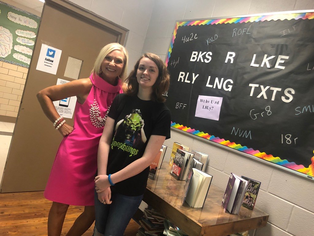 GCMSCougars's tweet photo. Natalie Conder, former Team 3 student, wrote a letter to a teacher that had a positive impact on her for her psychology class with Mrs. Willis. Today, she was surprised with lunch from Captain D's from that teacher, Tracie Johnston. What a treat for both ladies! #bethegoodgcms https://t.co/rBXrDdluNy