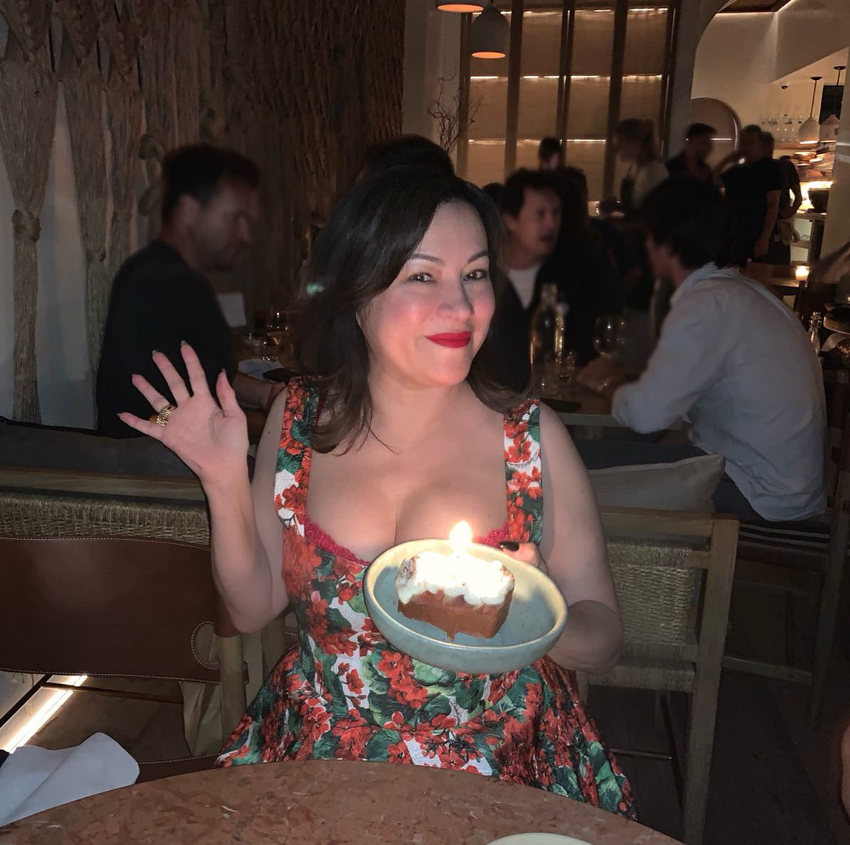 JenniferTilly's tweet photo. Early birthday cake! 🎂 https://t.co/RxSa6NZLc1