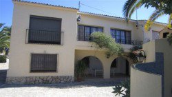 7 bed Villas for sale in Benissa Spain 595,000 euros (529,074 GBP) propertysalespain.com/i/399132