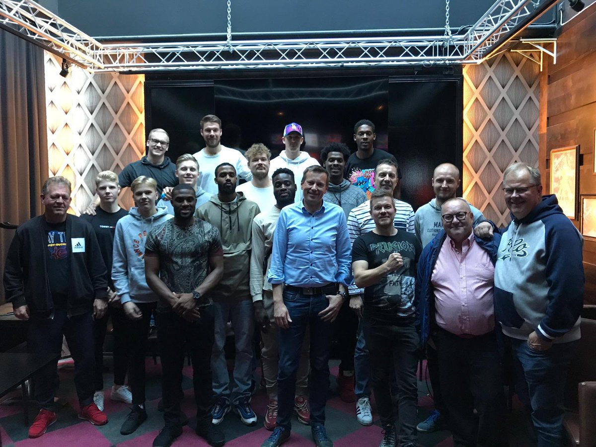 Tänään olimme <a href="/VendaCon/">Vendacon Oy</a> johdolla tekemässä extended DISC-henkilöanalyysiä, joka auttaa joukkuetta hahmottamaan yksilöiden toimintatapoja kentällä ja sen ulkopuolella.

Lisää Instagramissa ja Facebookissa!

instagram.com/p/B2XHTYpBRZ8/…

#All41