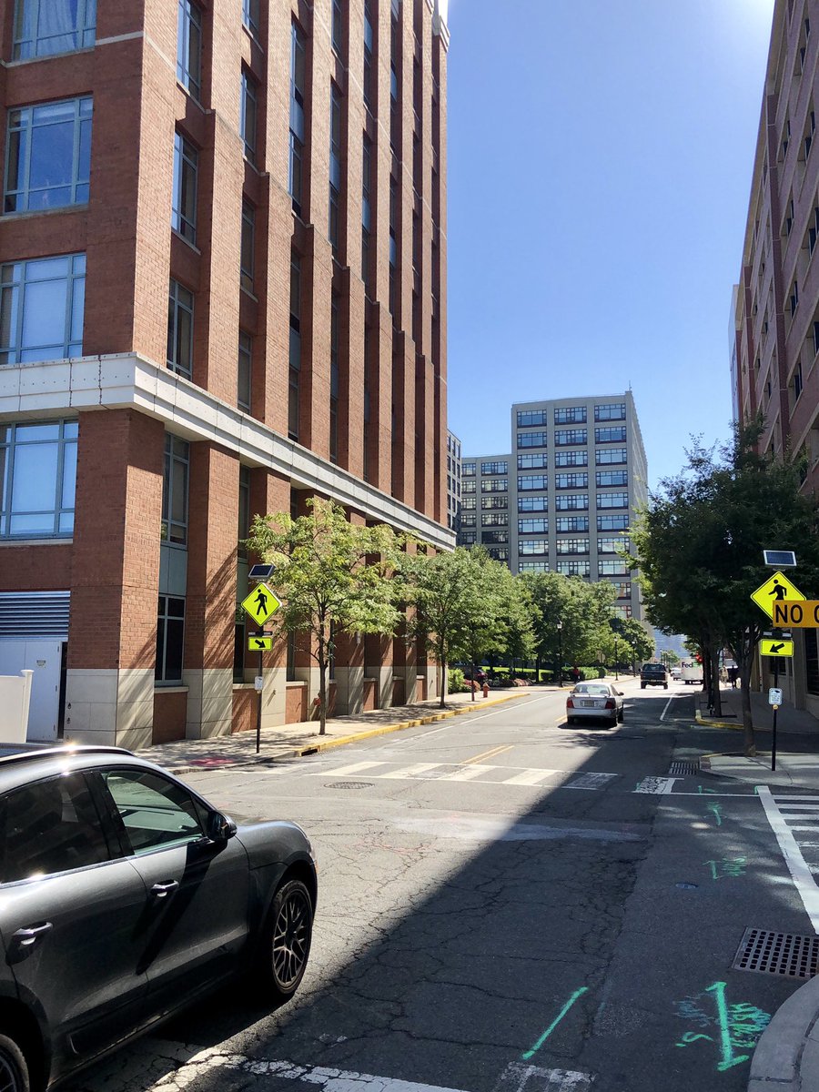 noradebe42's tweet photo. We need a fresh, new perspective on pedestrian safety. Uptown Hoboken has been neglected for too long. We need REAL structural change esp on 15th St &amp; on Willow Ave not just temp patches. That's why I'm proud to introduce my #2ndWard ped safety plan: https://t.co/am4xvg0AxC https://t.co/HN6quldQSd