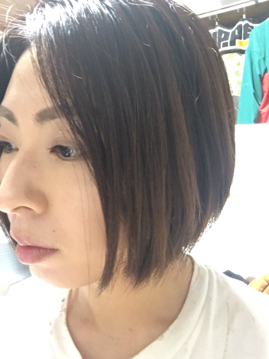 三浦ななつん スッキリ 1枚め 途中 2枚め 終わって洗髪 自宅美容院 セルフカット