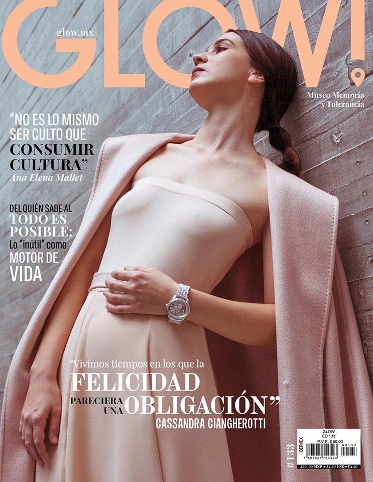 PinPoint_Com's tweet photo. #PinPoint⭐️
El estilo y la sencillez de @casciangherotti han quedado plasmadas en la portada de @GLOWMX...
Fotos: #GermánNájera
Maquillaje y peinado: Jorge Ramírez
Estilismo: #AaronArthur
Curaduría: @LinaGlow
Locación: @MuseoMyT
#GrandesTalentos #FelizFinDeSemana https://t.co/i2CHA89pzx
