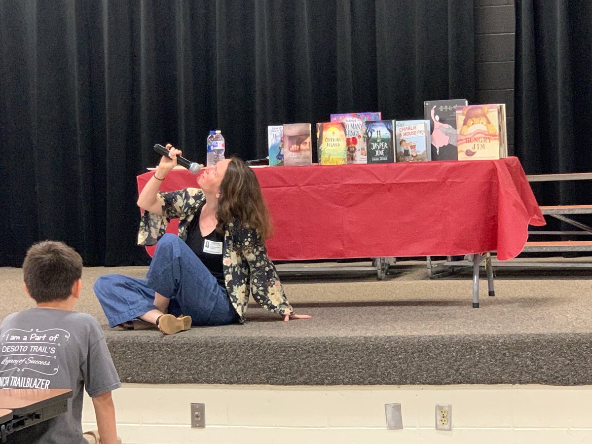 midtownreader's tweet photo. @LaurelSnyder inspired three Midtown Reader booksellers, six hundred elementary school students, and some amazing @LeonSchools teachers and staff with her WONDERFUL presentation on boredom, inspiration, and working through rejection! #middlegrade #myjasperjune #readthinkshare https://t.co/O9nYqOmPRC