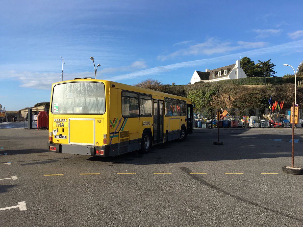 RBN44600's tweet photo. Aujourd’hui sort #Marianne sur #Netflix où notre Renault #PR112 numéro 358 fait une apparition. Episode 5 a 4 mn 52 et suivantes. 
#RétroBusNazairiens #AutobusMusee https://t.co/N1WNQoJnMY