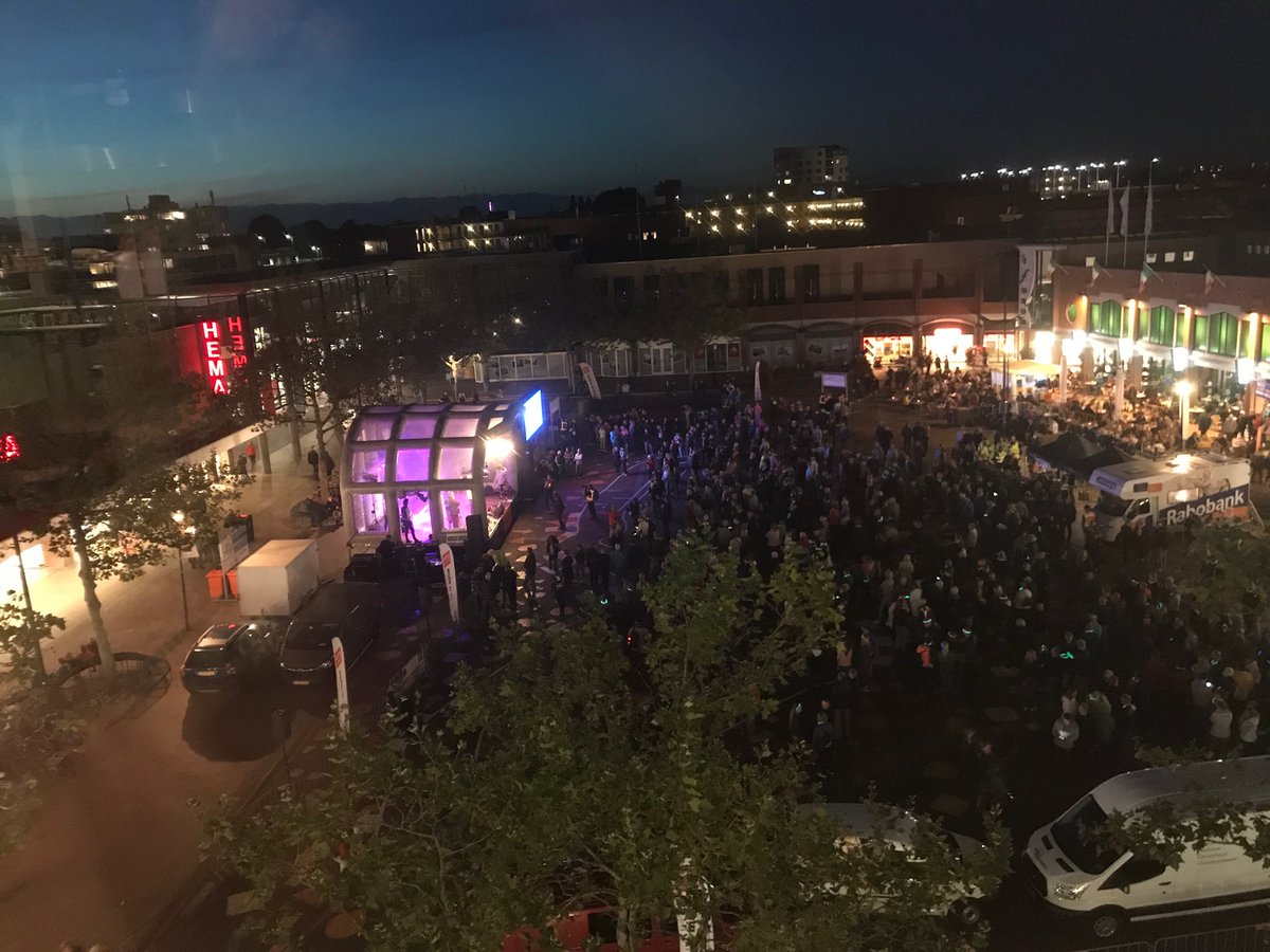 #midnightwalk #Assen We gaan zo van start.