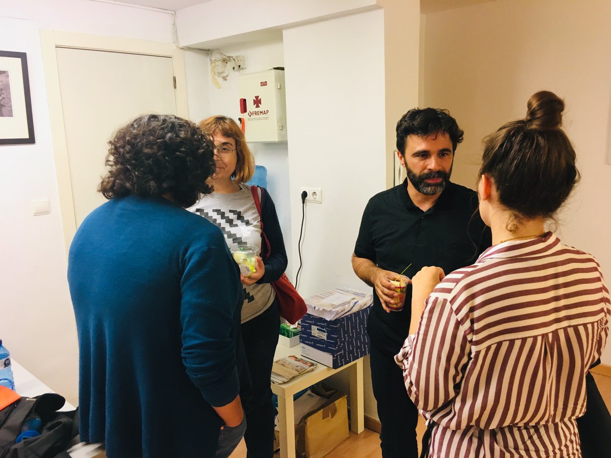 HumansFest's tweet photo. ¡La primera reunión con el voluntariado del Humans Fest 2020! Gracias a todos por venir y a @teika_es por el piscolabis.  #humansfest2020 #festival #filmfestival #ddhh https://t.co/Bl1Y8STVY3