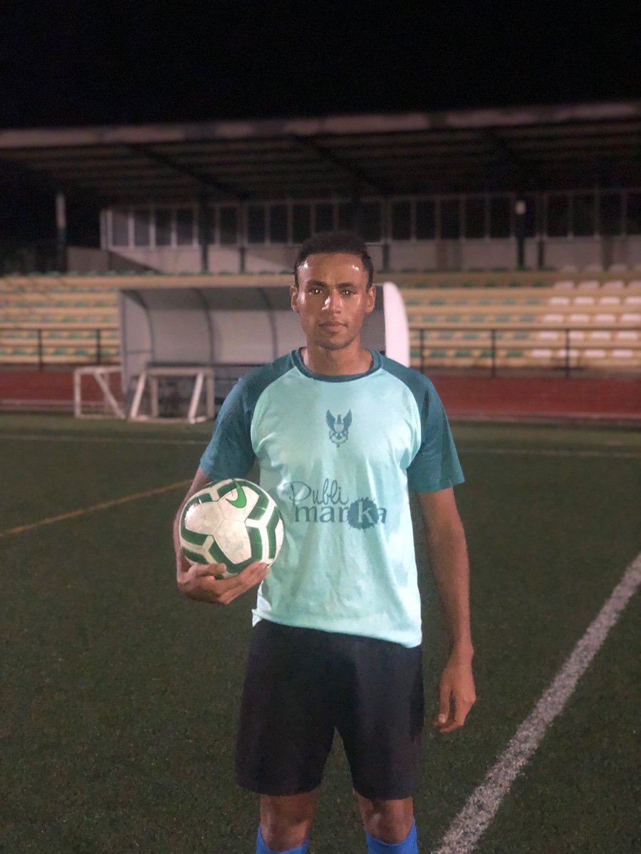 AYOUB SHARAOUI  “AYOUB” nueva incorporación  para esta temporada,después de militar en categorías inferiores de nuestro pueblo,este año da el paso al equipo seniorJugador potente y fuerte,que reforzará nuestra delantera!Esperamos lo mejor de ti!Animo y mucha fuerza Ayoub!⚪️💚⚪️