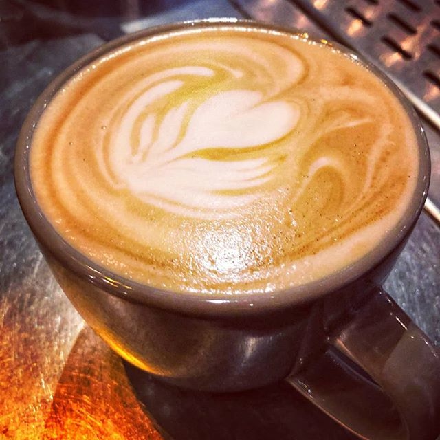 thebunkerybor's tweet photo. We've got the Pumpkin Spice BS, come pretend it feels like autumn with us. 🍁☕🎃
#ilovethebunker https://t.co/x6hUEf082H