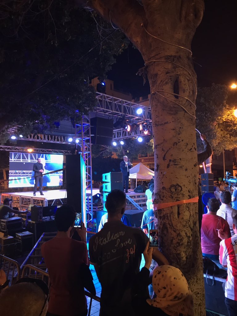 englks's tweet photo. Av. Habibi Bourguiba is packed with people tonight as political rallies of #Mourou, #Rahoui, #Hammami & #Briki mark the last day of campaigning for #Tunisia's presidential elections on Sunday. Ennahda right between the French embassy and St. Vincent de Paul cathedral. #TnElec2019 https://t.co/CeaxDhCcgI