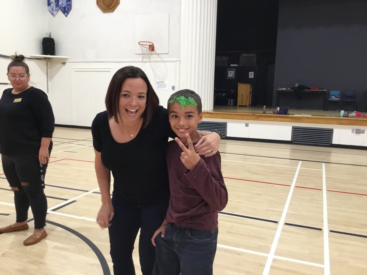 Best buddies has bugun #kidsplayinggames #kidssupportingkids