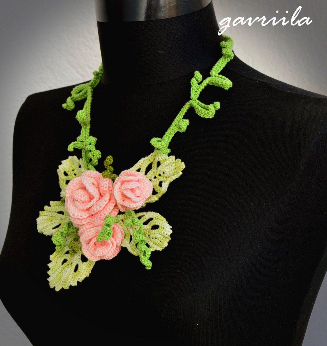 gavriila_etsy's tweet photo. CLEARANCE SALE,Real Flower necklace,Knit jewelry,Knit necklace,Green necklace,Crochet leaf necklace,Summer necklace,Crochet flowers,Gift https://t.co/ECUuMDkvJ2 #necklace #knitted #crochet #Etsy #Gavriila #GreenNecklace https://t.co/pbw2teRsBx