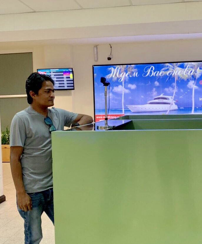 ImmigrationMV's tweet photo. Abu Hanif namakah kiyā Bangladeshge firihenakah Rājjeygai hurumah Immigration in dhōkoffaivā hudhaige sharuthuthakā khilāfuvumuge sababun, eynā vany mirey Airport in hifahattā, notice dhinumakā nulā hudha bāthil koh, deport kurevifa.
#RayyithungeKhidhumathuga
#RayyithunnāGulhigen https://t.co/RJjjkPY2IM