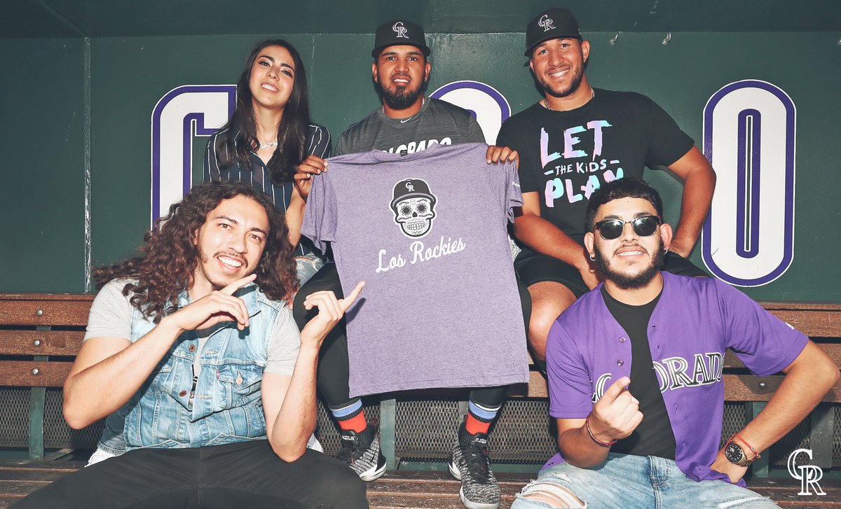 Rockies's tweet photo. It’s @LosRockies Weekend! RETWEET for your chance to win this shirt and signed @germanmarquez5 bobble.
 
𝟵/𝟭𝟯: Los Rockies calavera tee (1st 500 fans, 21+ on The Rooftop) + @izcallirock pregame show

𝟵/𝟭𝟰: Flag presentation + in-game elements

𝟵/𝟭𝟱: German Márquez bobble https://t.co/aVWyppy4tR