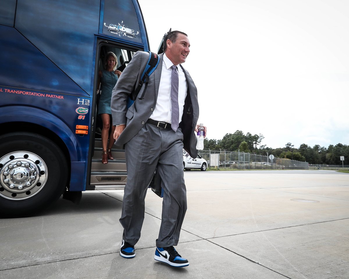 GatorsFB's tweet photo. Next Stop, Lexington. 

#GoGators
#BeatKentucky https://t.co/IeCRFUdJ7J
