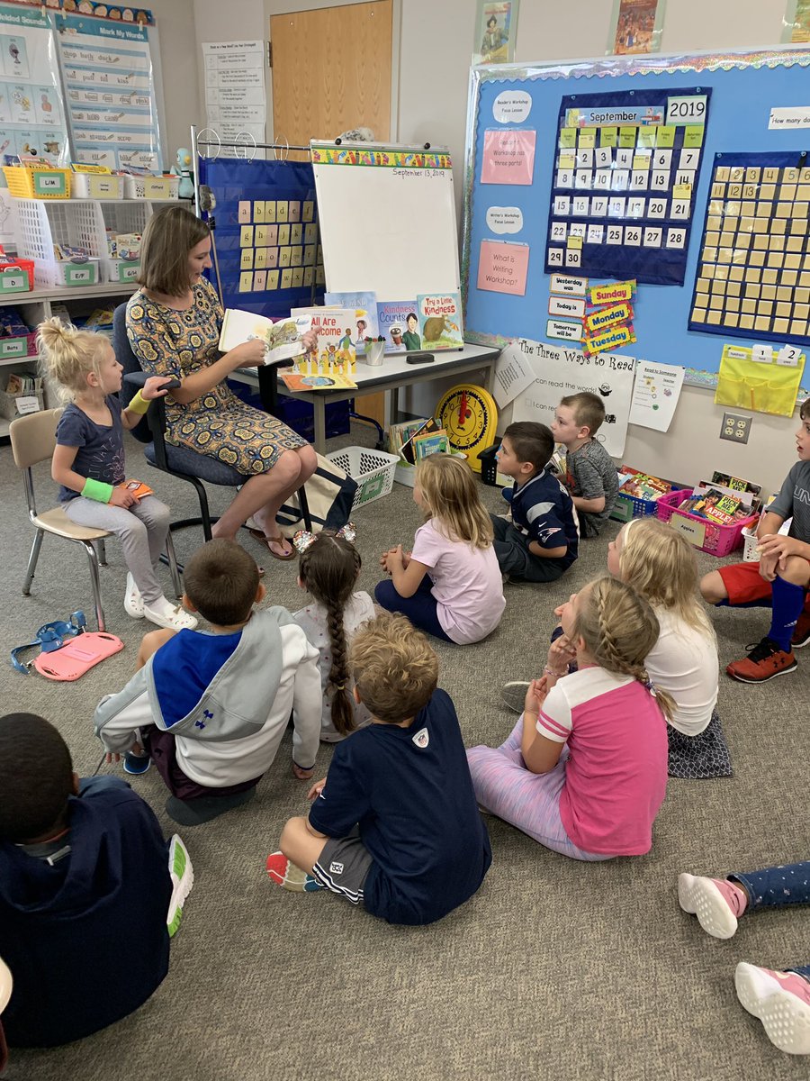 MrsPozner's tweet photo. We had our first Parent Reader today! #fridayfun https://t.co/bwciTf6S8t