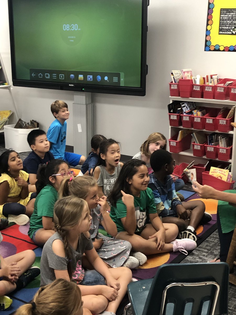 Lindsay Little tweet media