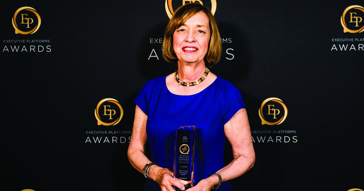 EP_NASCES's tweet photo. Congratulations on winning the Supply Chain Recognition Award, Ann Drake! Follow the NASCES page on LinkedIn to know all about Ann's achievements - https://t.co/j3hM1SpLyV 
#NASCES19 #EPAwards #SupplyChainAwards #SupplyChain #ExecutivePlatforms @AwesomeWLeaders https://t.co/vD9lvHg88d