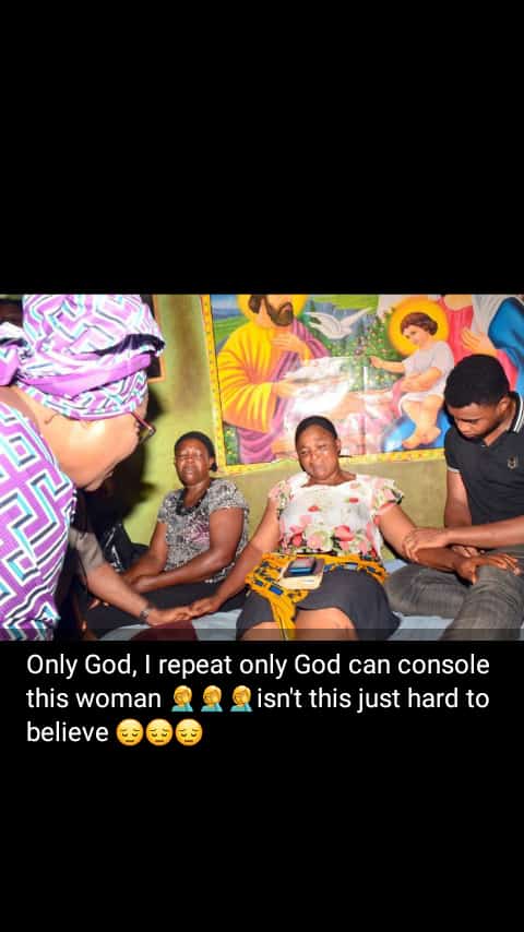deestar001's tweet photo. Only God can console you ma😭😢
#JusticeForFUOYE #justice4fuoye https://t.co/Knz2psmQHH
