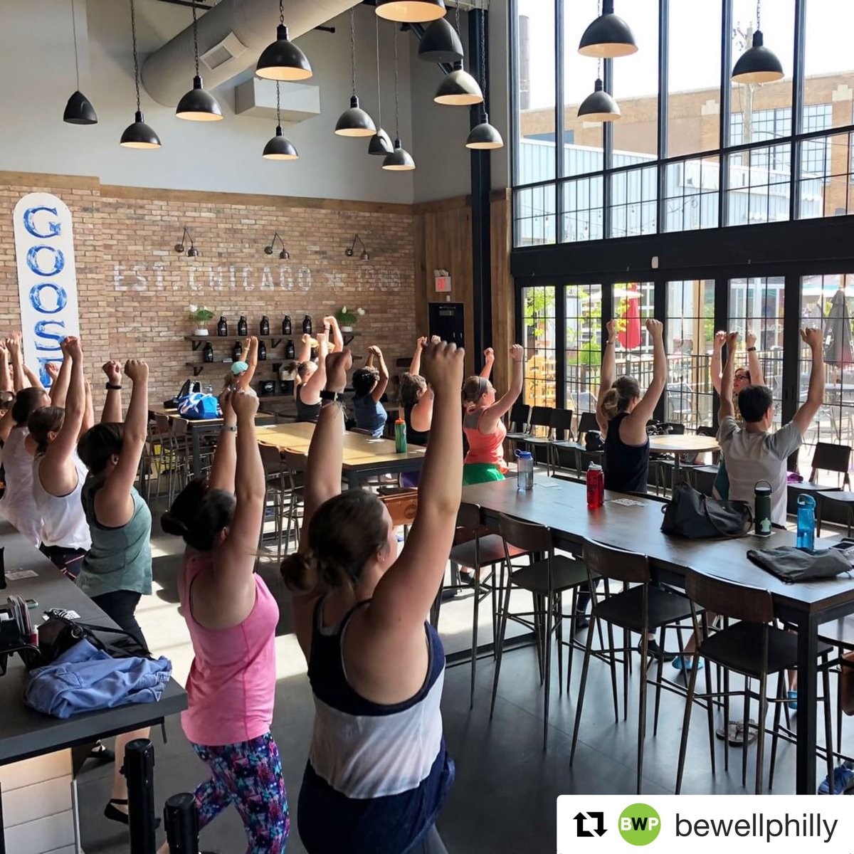 RealGirlPilates's tweet image. #Repost @bewellphilly Looking for some healthy, fun things to do this weekend? On Sunday morning, join @realgirlpilates for a barre class at Goose Island Brewhouse, followed by your choice of beer 📷: Courtesy @realgirlpilates