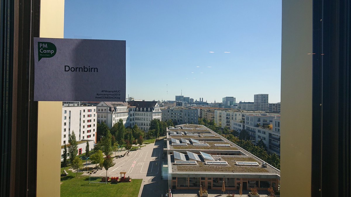 BarbaraBucksch's tweet photo. Danke an das Orga Team @PMCampMUC! Der Ausblick und die Getränkeauswahl der Location bilden ein super Setting für einen gelungenen ersten Tag https://t.co/jMJpBVvUpr