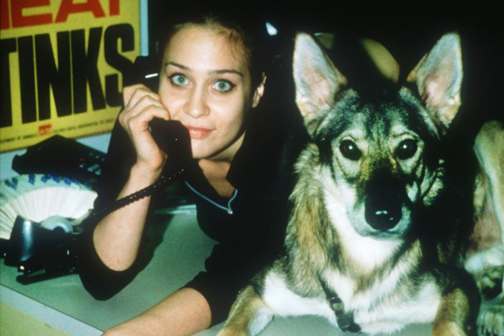 One of the greatest artists of all time
happy birthday Fiona Apple 