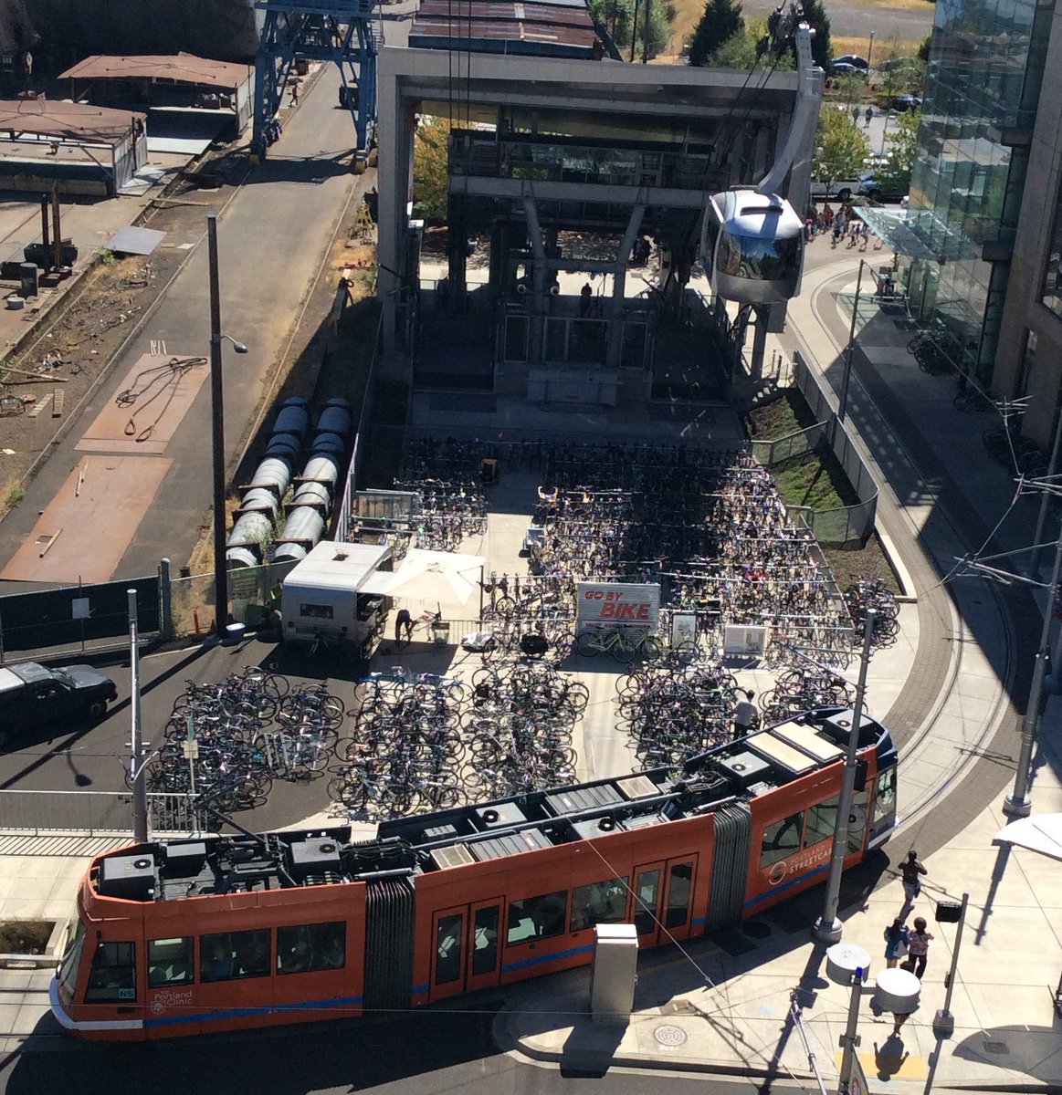 PortlandTram's tweet photo. Try a trolley trip or two? Take @PDXStreetcar to the Portland Tram's Back to School event tmw (11-3) - then double your fun with a trip on the @WShoreTrolley!
Streetcar &amp; Trolley stops are an easy walk from the Tram.  More rail fun? @ORHF_PDX is open tmw til 5 across the bridge. https://t.co/ephMb6iv9V