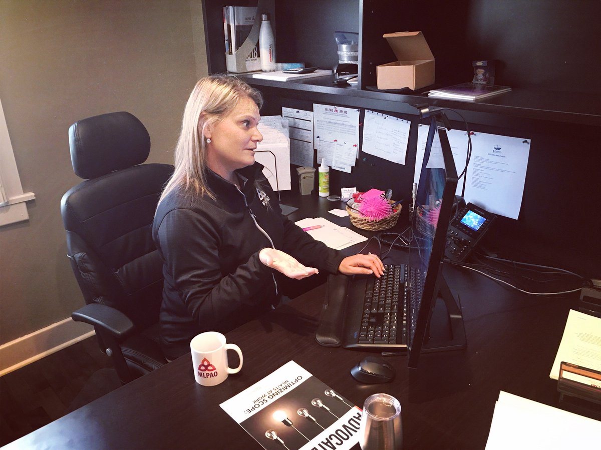 MLPAOnews's tweet photo. Our CEO Michelle Hoad presents this morning to lab leaders across the province about recent advocacy initiatives and bringing everyone together to address impending medical lab staff shortages in #Ontario. #mlpao #onthealth #mlpaointheloop #medlabshortage https://t.co/SbLuYoZrFY